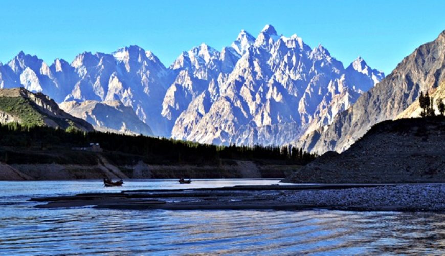 Day excursion to upper Hunza