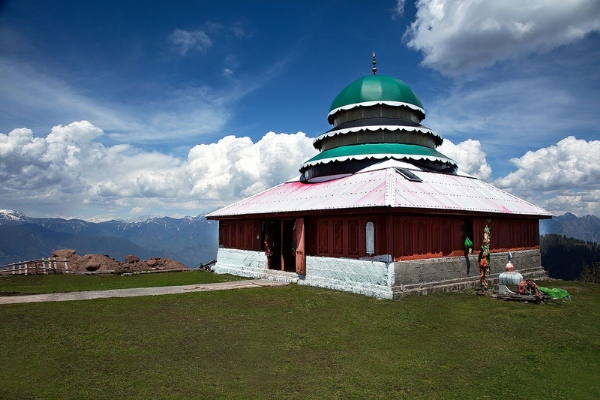 Half-day excursion to Pir Chinasi