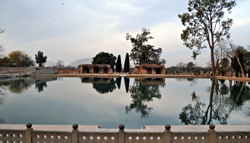 Day excursion to Mughal Gardens